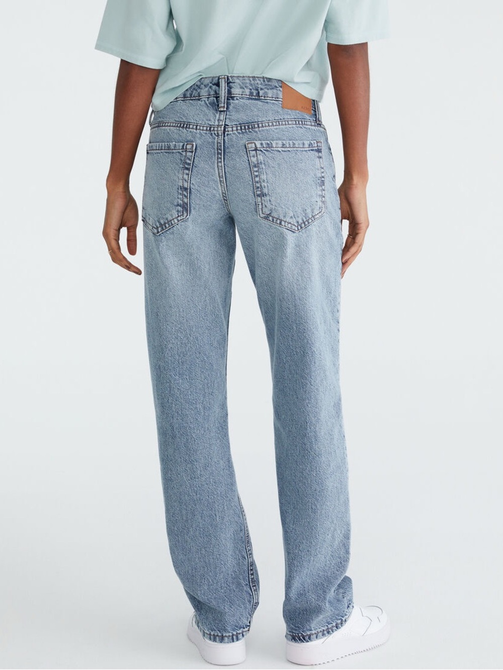 Aeropostale Light Blue Straight Leg Jeans - Picture 4 of 9